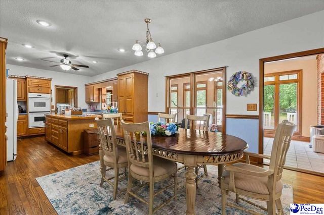 543 White Oak Circle, Hartsville, SC 29550