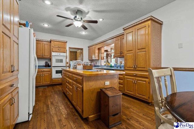 543 White Oak Circle, Hartsville, SC 29550