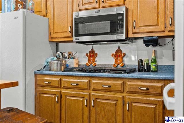 543 White Oak Circle, Hartsville, SC 29550