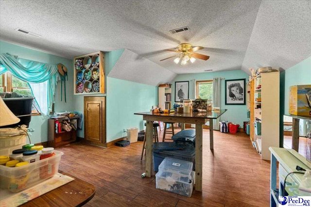 543 White Oak Circle, Hartsville, SC 29550