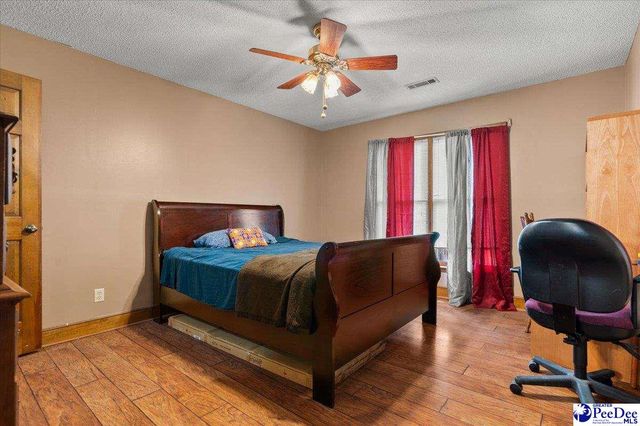 543 White Oak Circle, Hartsville, SC 29550