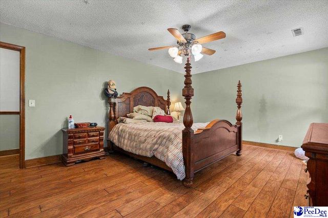 543 White Oak Circle, Hartsville, SC 29550