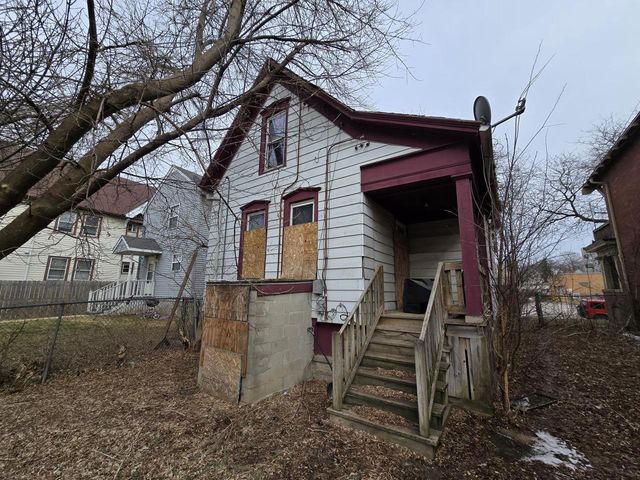 2935 N Vel R Phillips AVENUE, Milwaukee, WI 53212