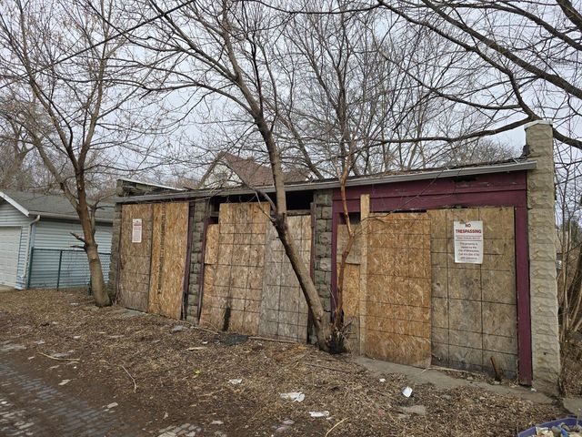 2935 N Vel R Phillips AVENUE, Milwaukee, WI 53212