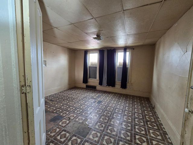 2935 N Vel R Phillips AVENUE, Milwaukee, WI 53212