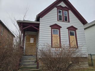 2935 N Vel R Phillips AVENUE, Milwaukee, WI 53212