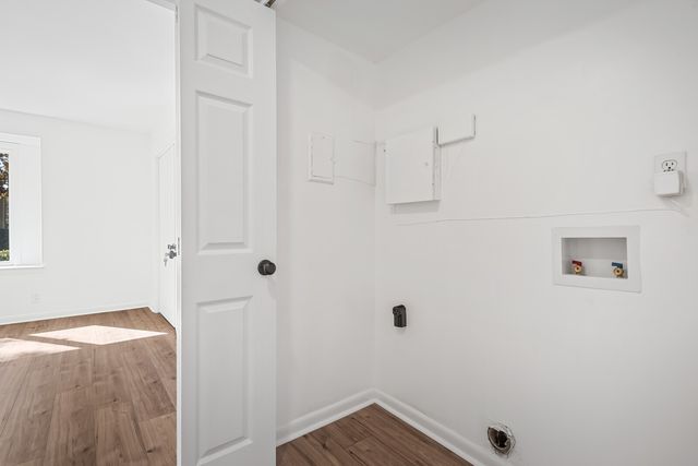 611 Barlin Dr, Nashville, TN 37221