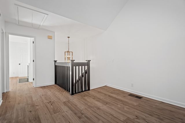 611 Barlin Dr, Nashville, TN 37221