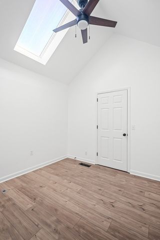 611 Barlin Dr, Nashville, TN 37221