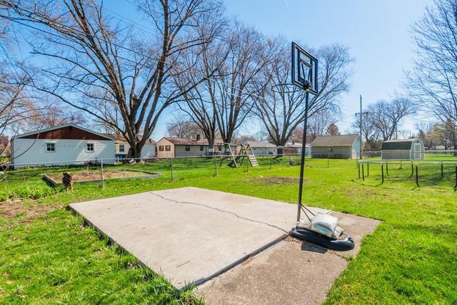 678 LIDA LANE, Green Bay, WI 54301