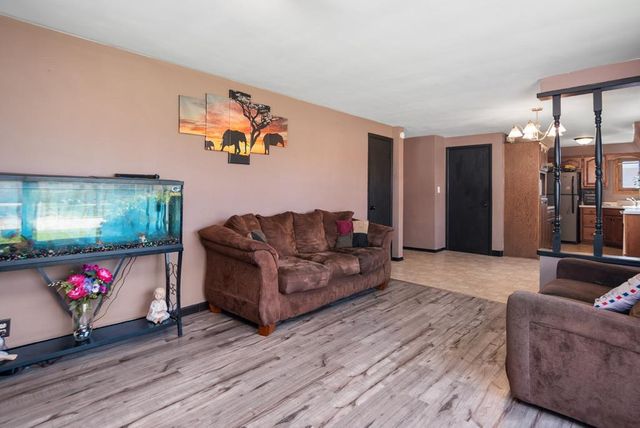678 LIDA LANE, Green Bay, WI 54301