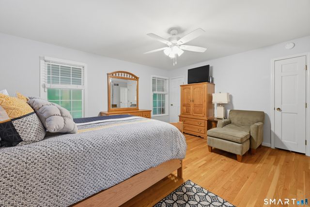 2 Banquo Brae Road, Brookfield, CT 06804
