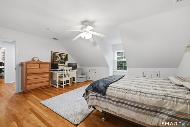 2 Banquo Brae Road, Brookfield, CT 06804