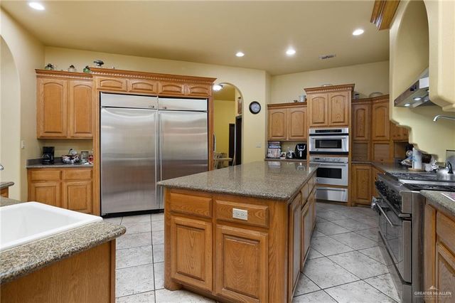 34806 Longhorn Drive, Edinburg, TX 78542