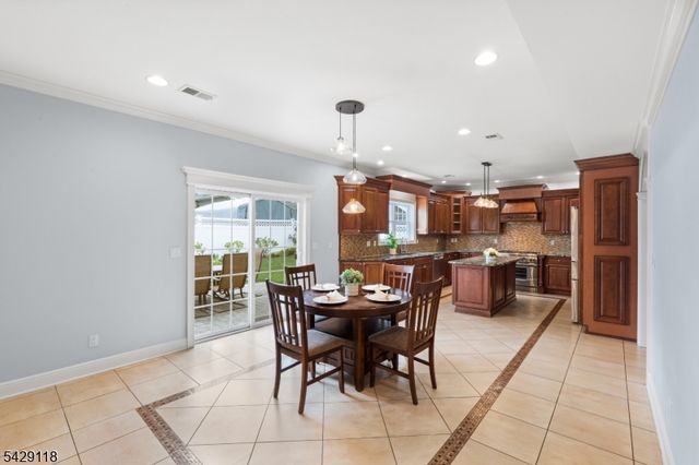 5 Phillips St, Cranford Twp., NJ 07016