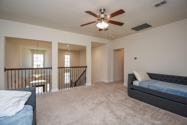 6102 Crested Song Circle, Richmond, TX 77407