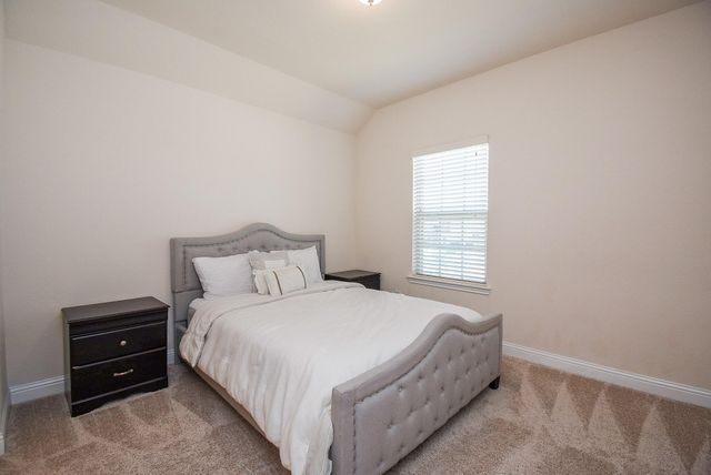 6102 Crested Song Circle, Richmond, TX 77407