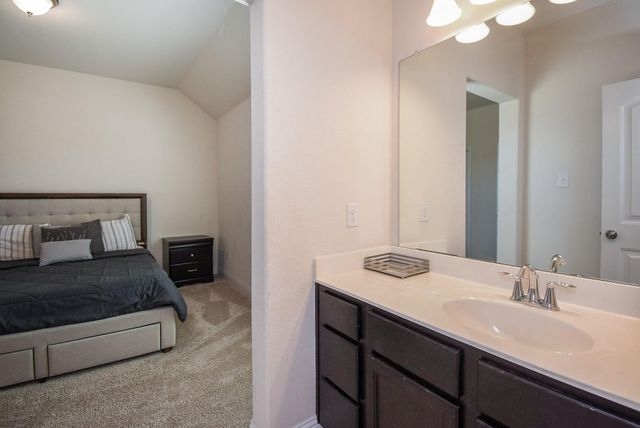 6102 Crested Song Circle, Richmond, TX 77407