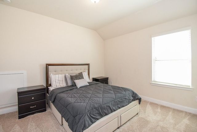 6102 Crested Song Circle, Richmond, TX 77407