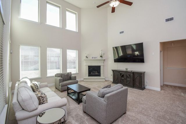 6102 Crested Song Circle, Richmond, TX 77407