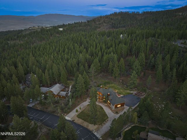 60 Yellow Pine Circle, Reno, NV 89511