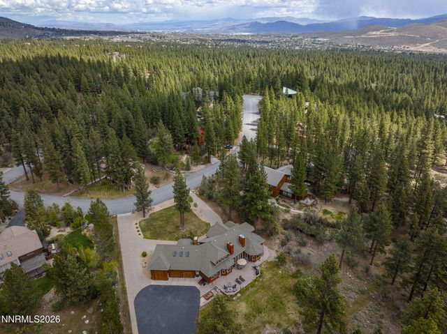 60 Yellow Pine Circle, Reno, NV 89511