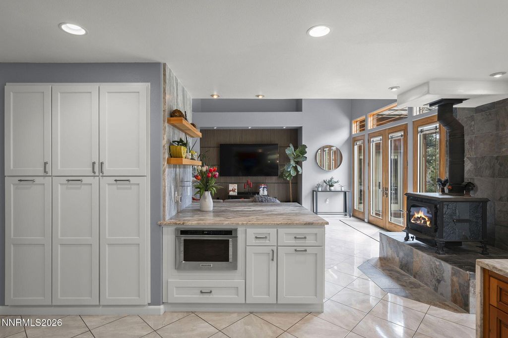 Image 11 of property listing at 60 Yellow Pine Circle, Reno, NV 89511