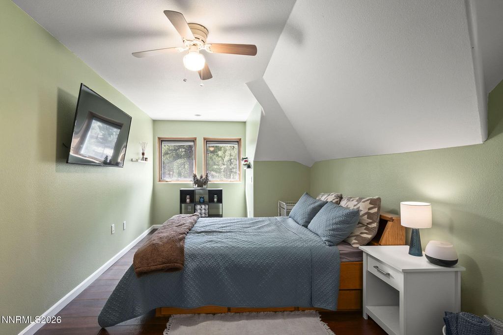 Image 23 of property listing at 60 Yellow Pine Circle, Reno, NV 89511