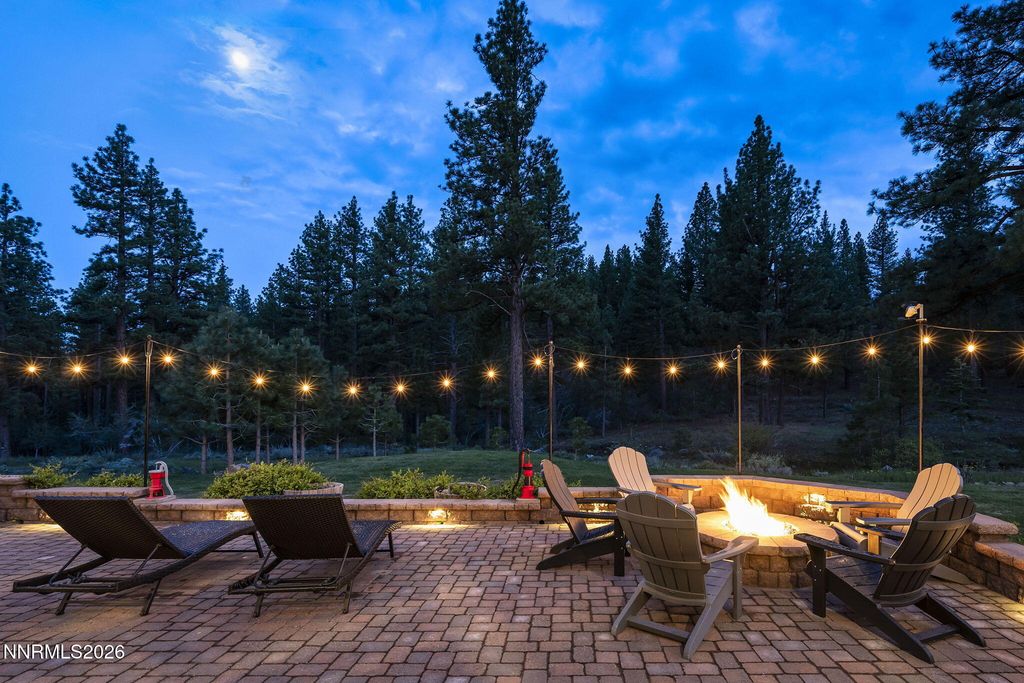 Image 35 of property listing at 60 Yellow Pine Circle, Reno, NV 89511