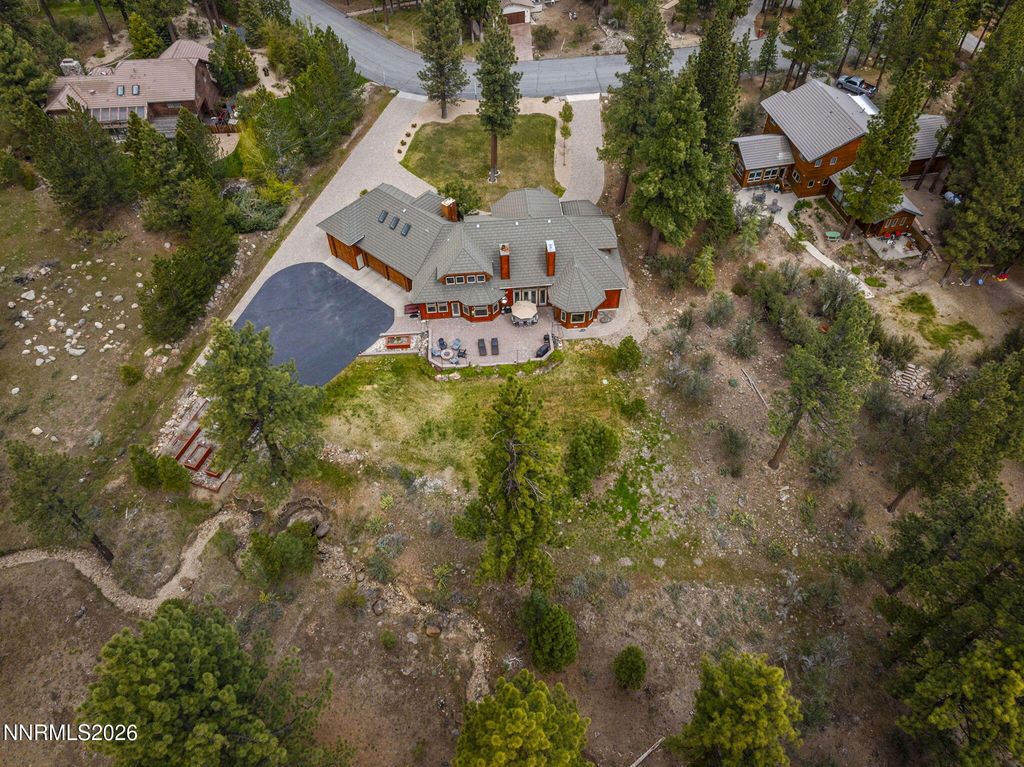 Image 40 of property listing at 60 Yellow Pine Circle, Reno, NV 89511