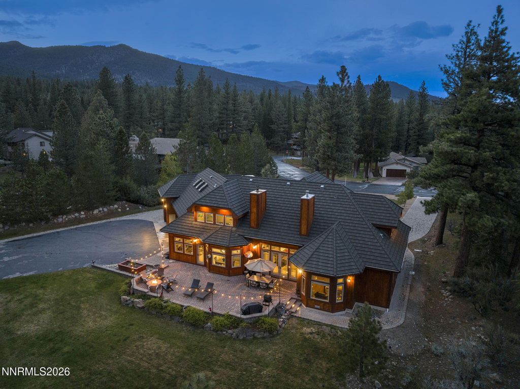 Image 52 of property listing at 60 Yellow Pine Circle, Reno, NV 89511