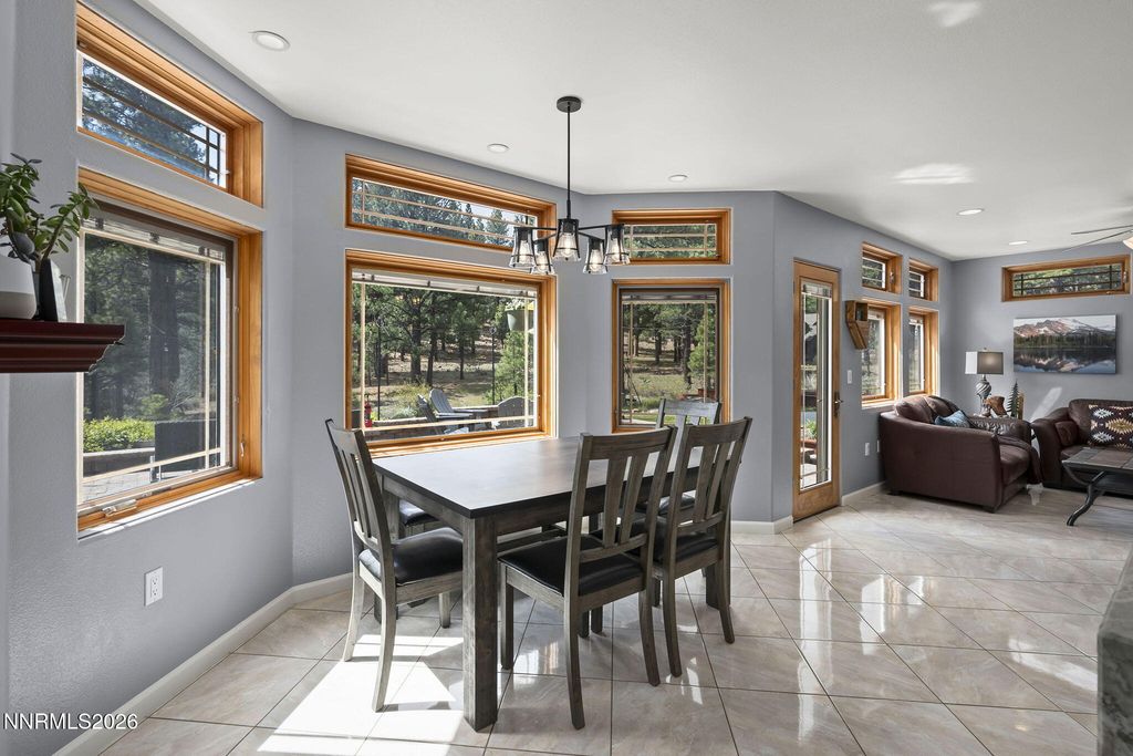 Image 60 of property listing at 60 Yellow Pine Circle, Reno, NV 89511