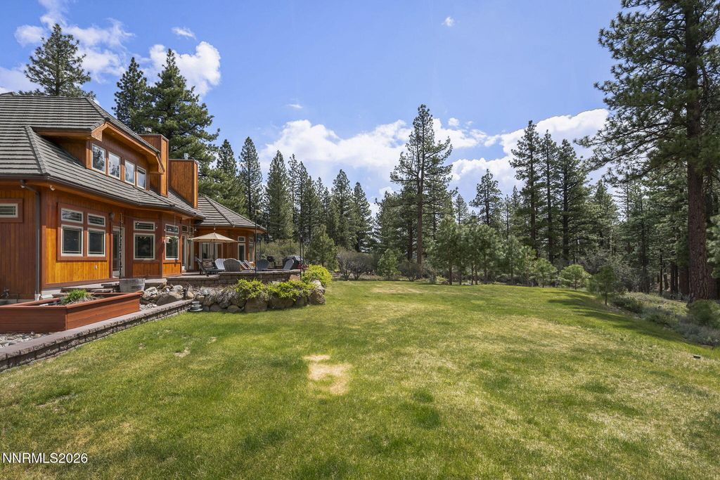 Image 64 of property listing at 60 Yellow Pine Circle, Reno, NV 89511