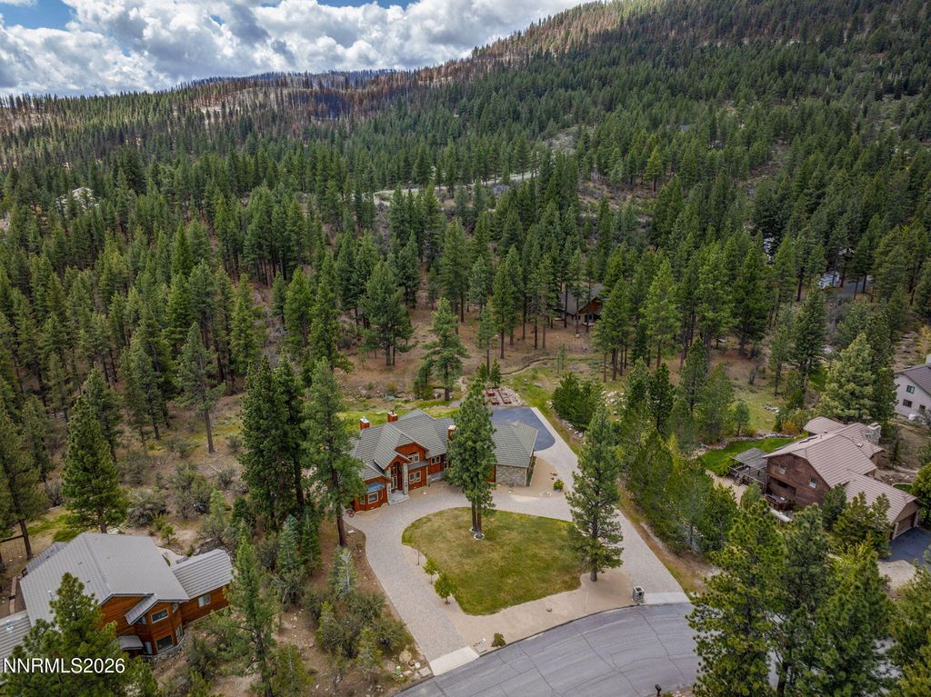 Image 70 of property listing at 60 Yellow Pine Circle, Reno, NV 89511