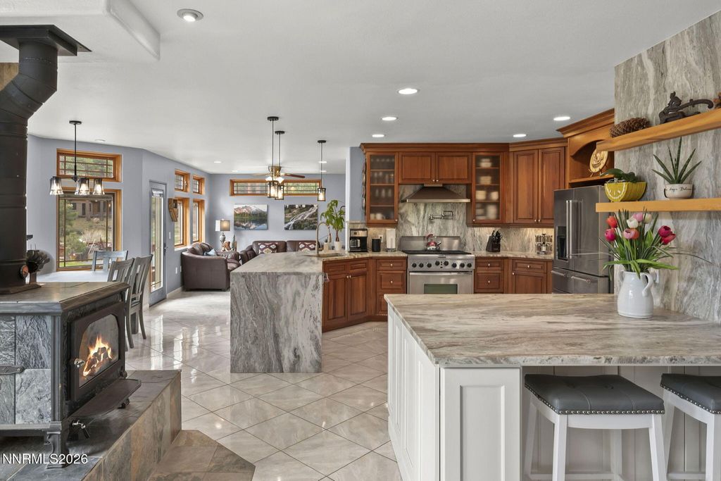 Image 8 of property listing at 60 Yellow Pine Circle, Reno, NV 89511