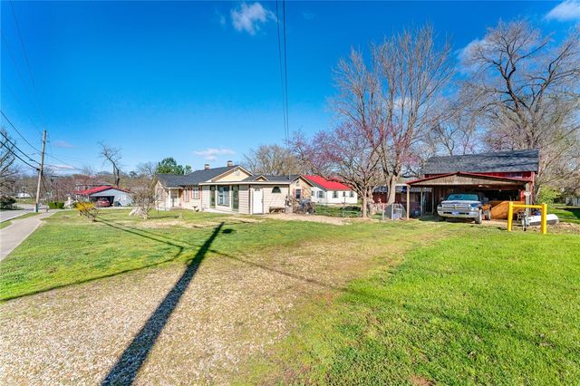Single Family Portfolio Group, Berryville, AR 72616