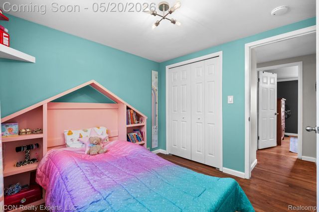 23516 Kim Drive, Clinton Charter Township, MI 48035