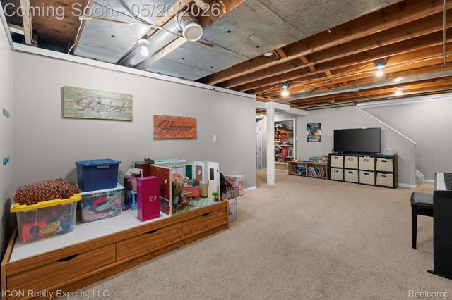 23516 Kim Drive, Clinton Charter Township, MI 48035