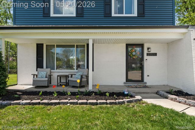 23516 Kim Drive, Clinton Charter Township, MI 48035