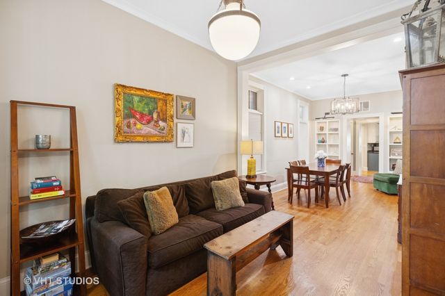 3924 N Paulina Street, Chicago, IL 60613