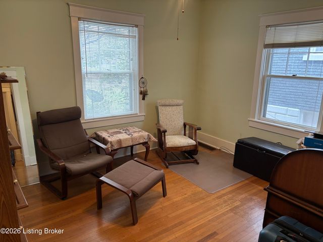 2080 Sherwood Ave, Louisville, KY 40205