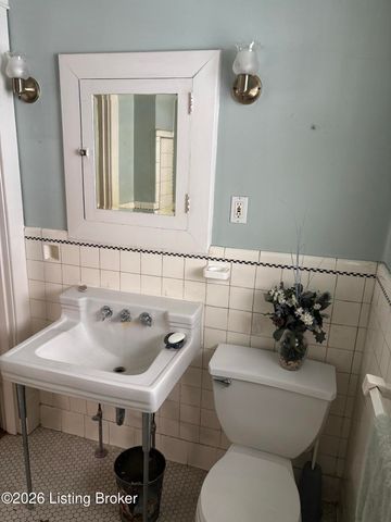 2080 Sherwood Ave, Louisville, KY 40205