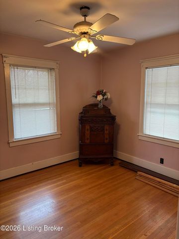 2080 Sherwood Ave, Louisville, KY 40205