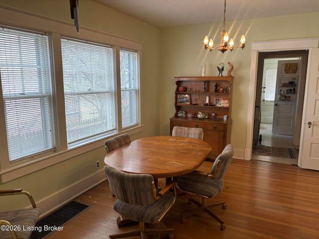 2080 Sherwood Ave, Louisville, KY 40205