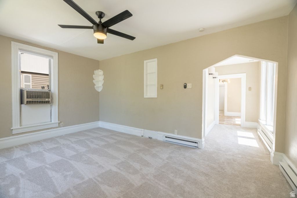 Image 4 of property listing at 526 N 800 W, Salt Lake City, UT 84116