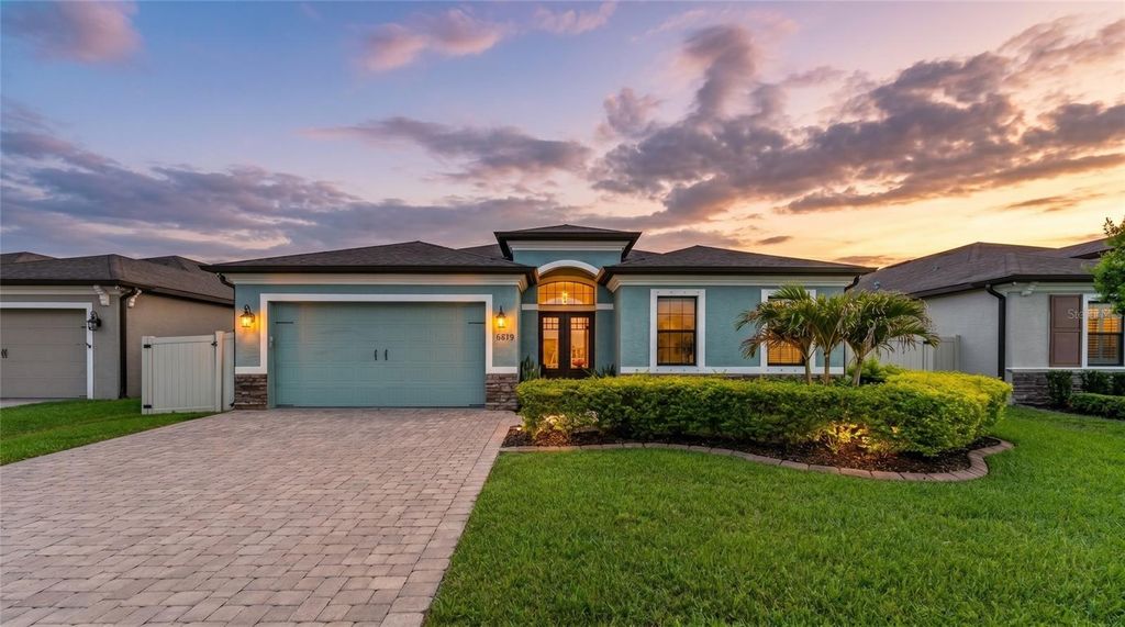 6619 35TH COURT E, Sarasota, FL 34243