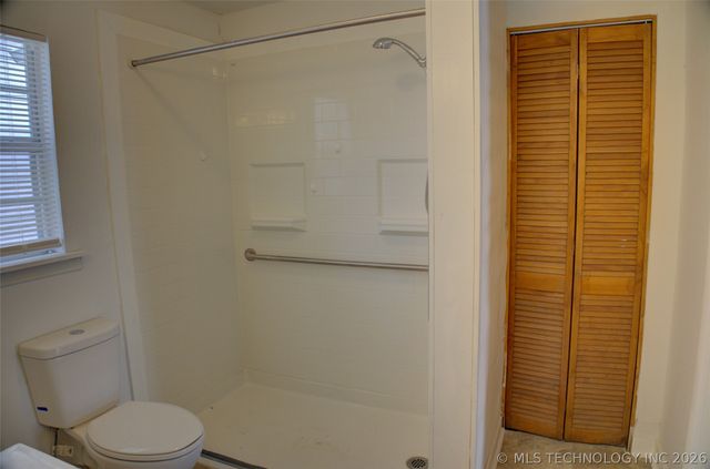 4140 W 8th Street, Tulsa, OK 74127