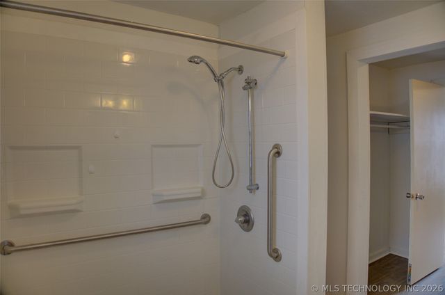 4140 W 8th Street, Tulsa, OK 74127