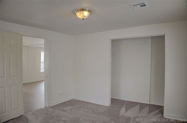 4140 W 8th Street, Tulsa, OK 74127