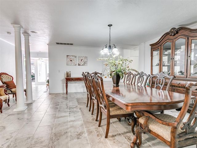 2320 W Sorghum Mill Road, Edmond, OK 73025